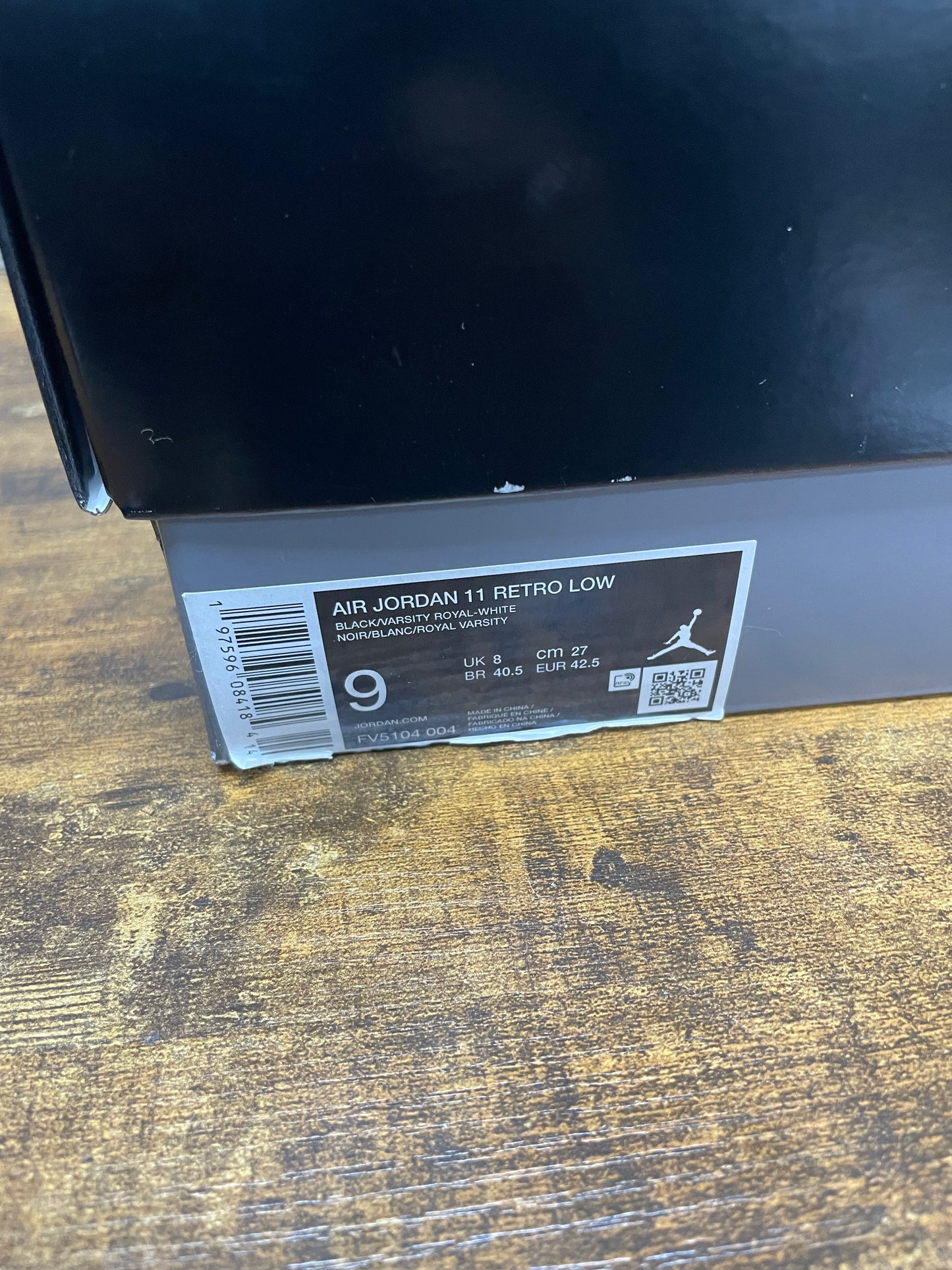 Jordan 11 Retro Low Space Jam Size 9