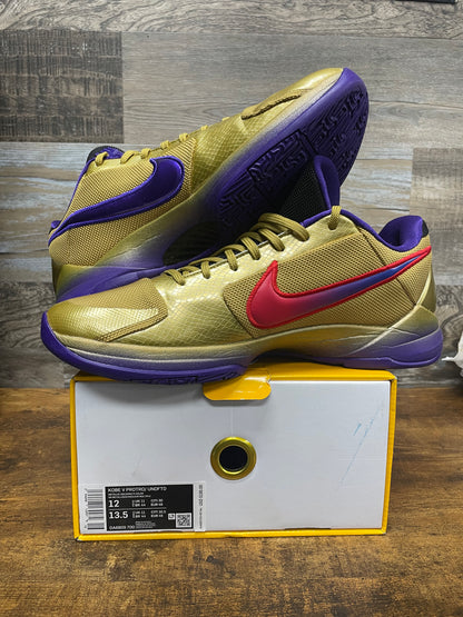 Nike Kobe V Protro Undefeated Hall of Fame Size 12