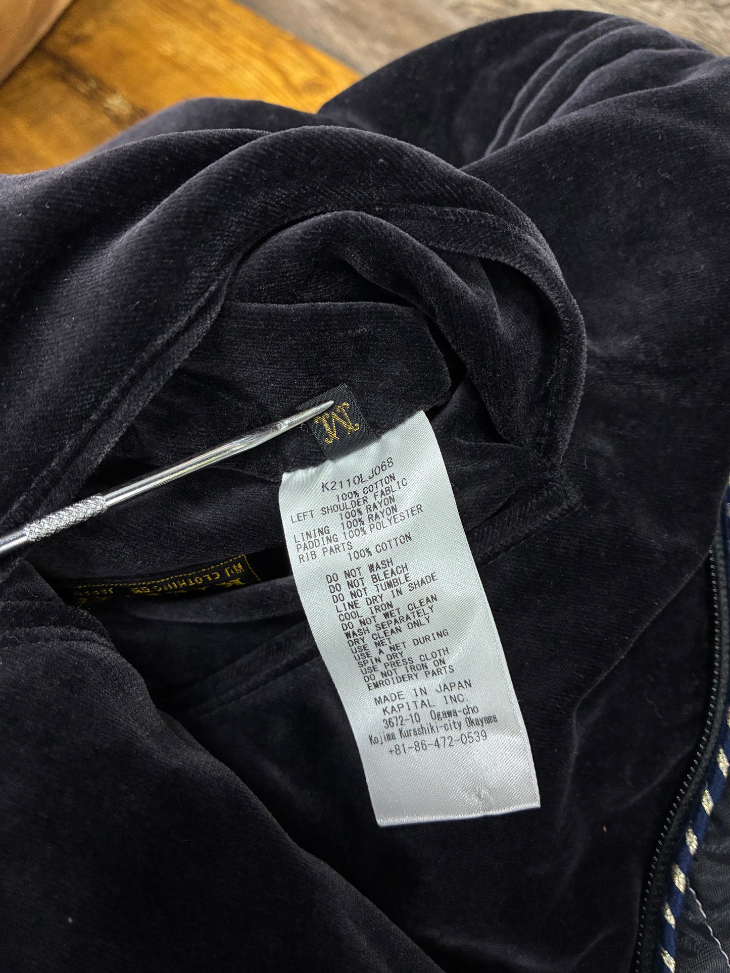 M - Kapital Velveteen Sham Pillow Bomber Jacket
