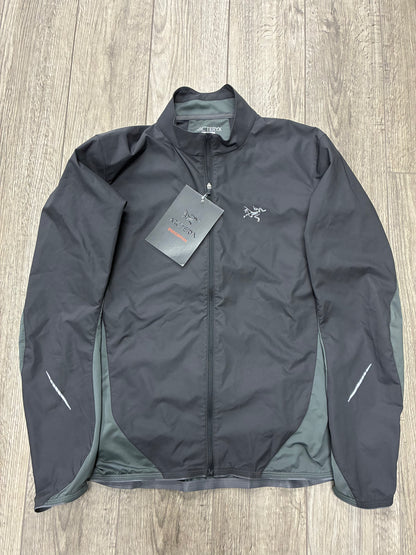 S - Arc’teryx Grey/Black Darter Jacket