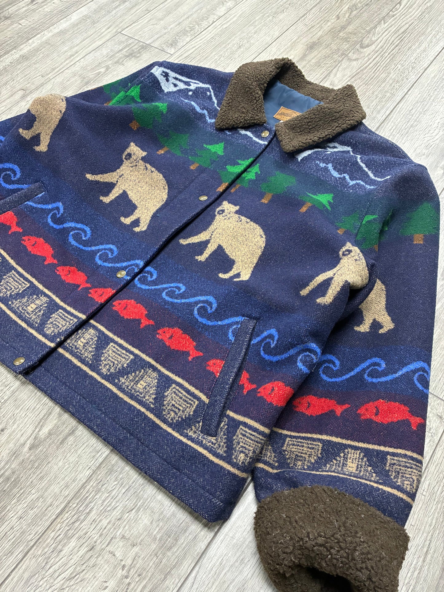 XL - Vintage Pendleton Scenic Bears Wool Blanket Jacket