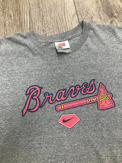 Vintage Nike Atlanta Braves Grey Tee Size L