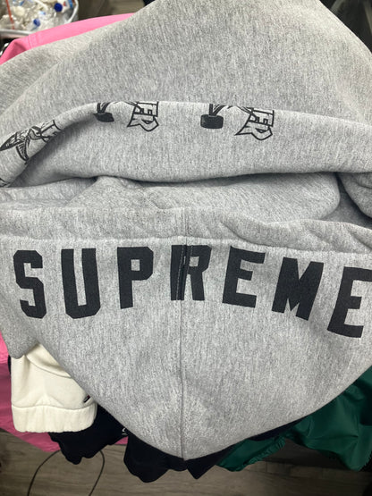 XL-Supreme Thrasher Hoodie