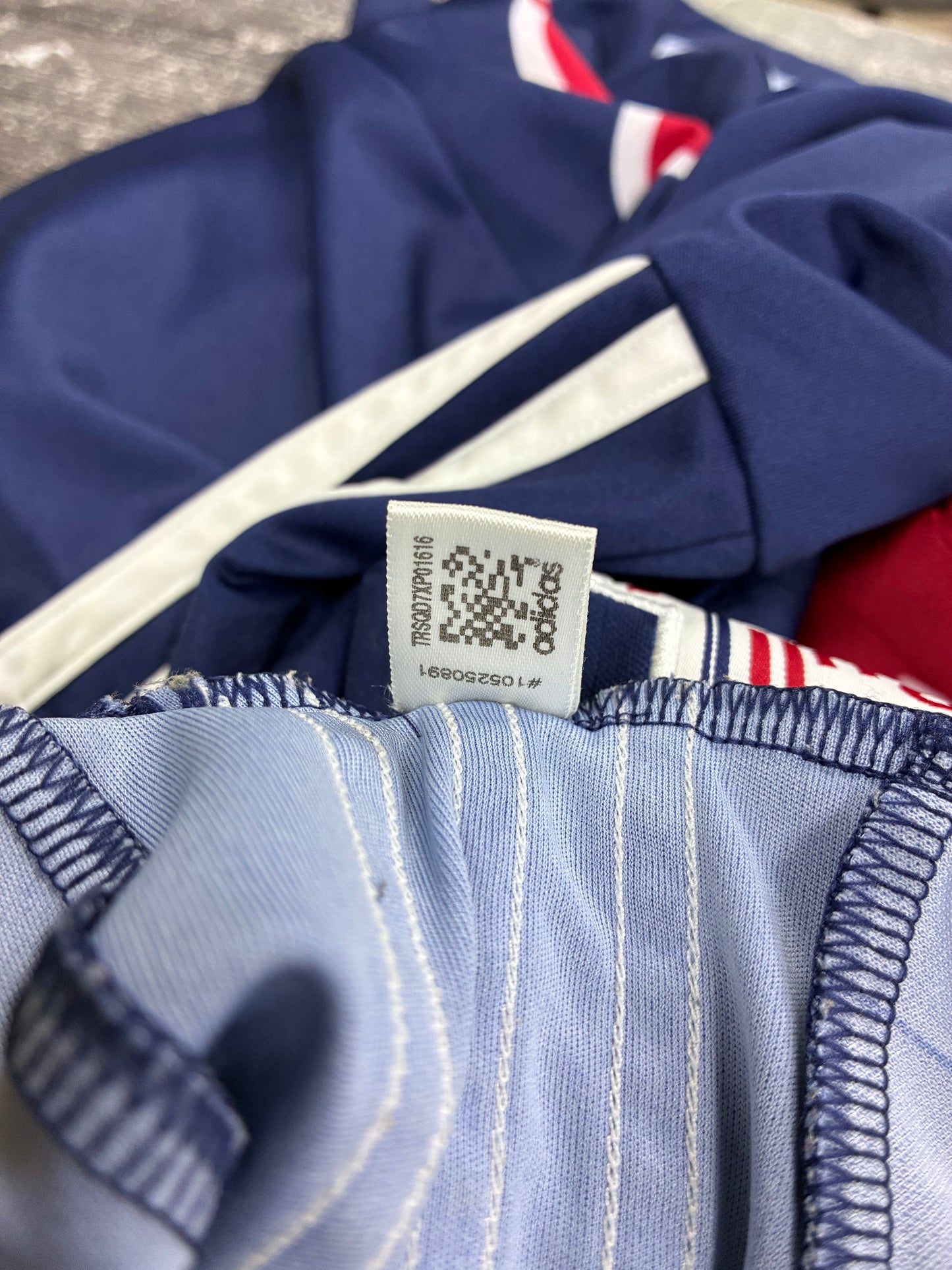 L - Adidas New York Redbull MLS Jersey
