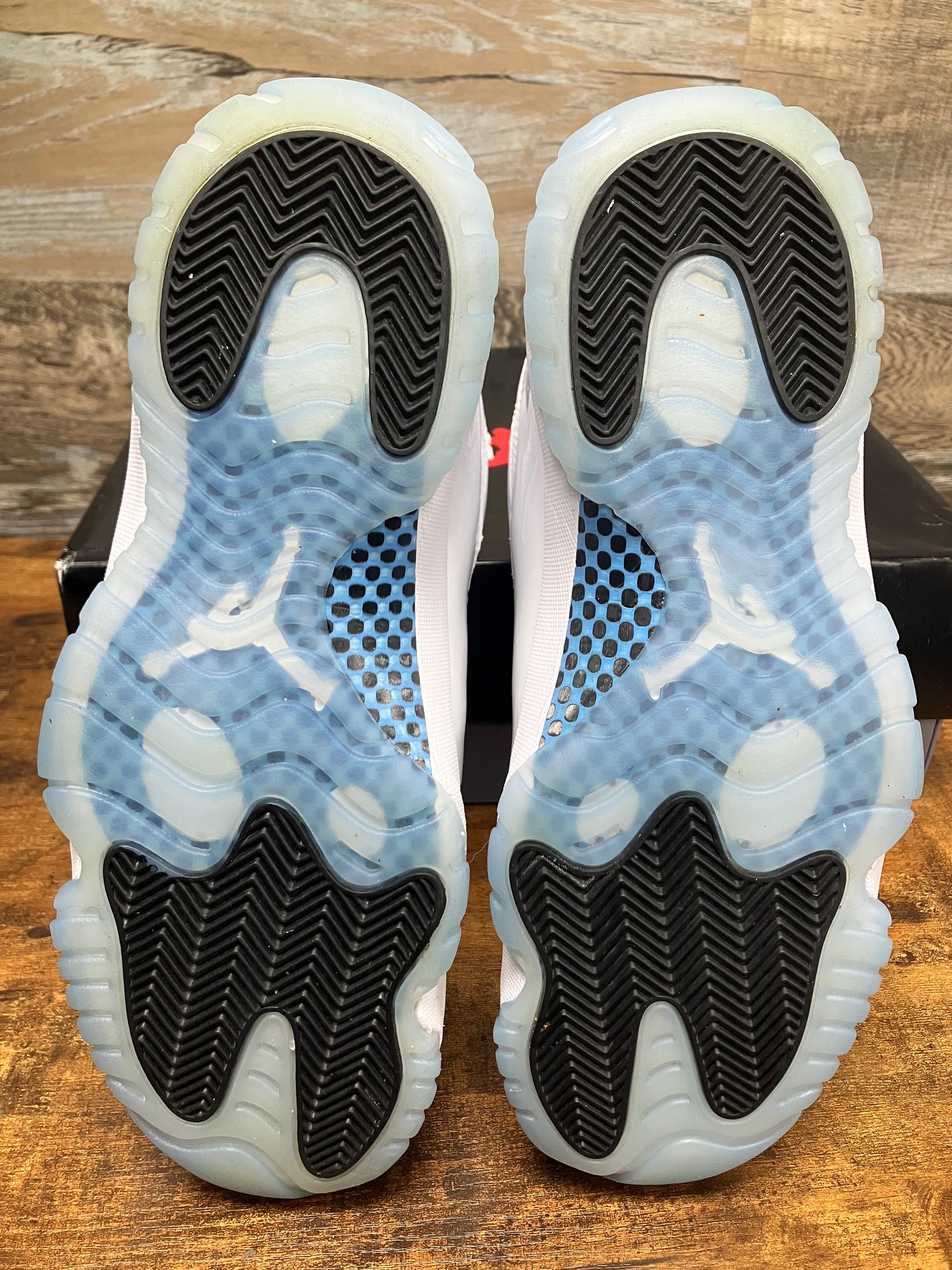 11-Air Jordan 11 Legend Blue/Columbia