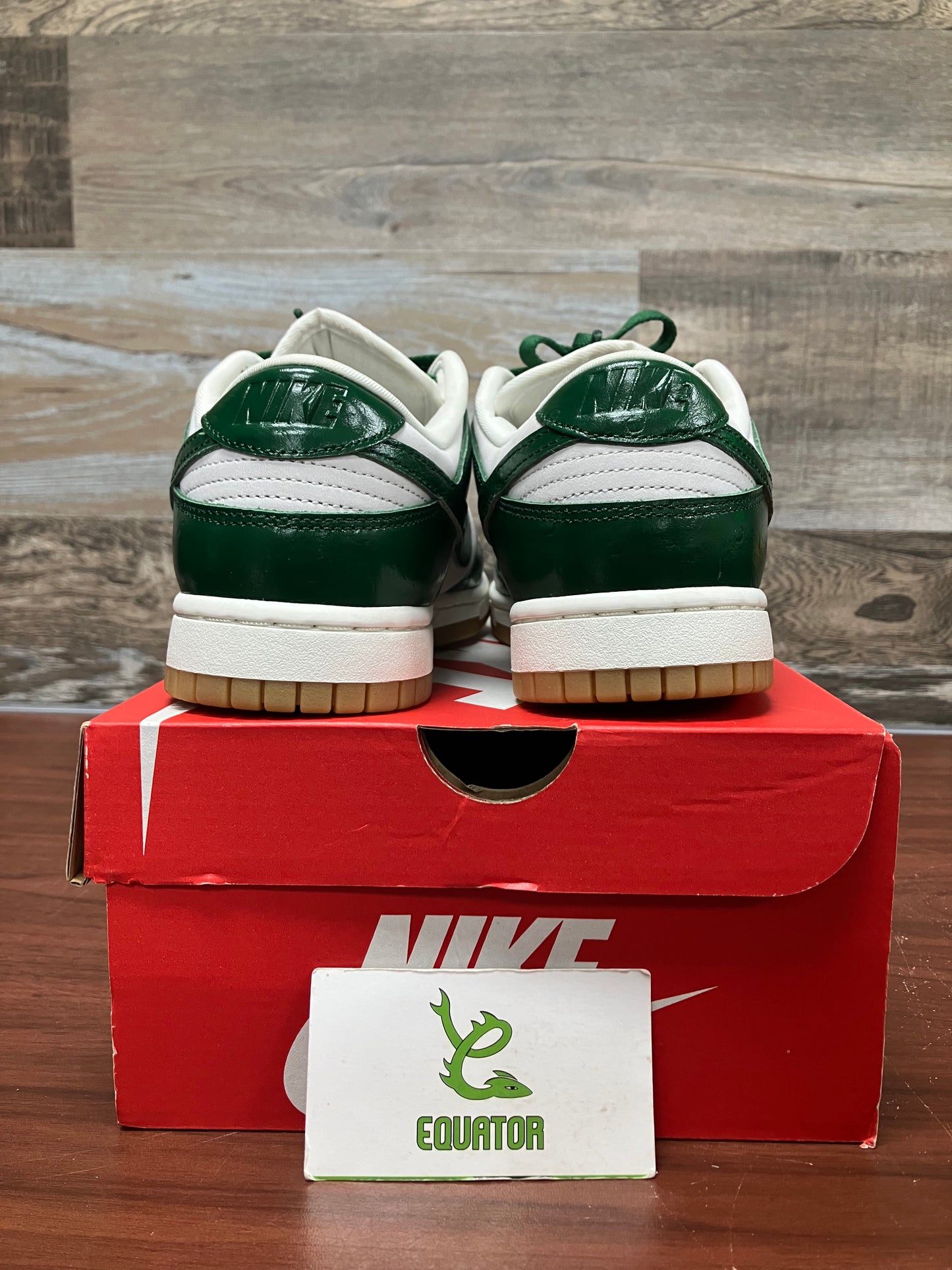 Nike Dunk Low LX Gorge Green Ostrich Size 8.5W/7M