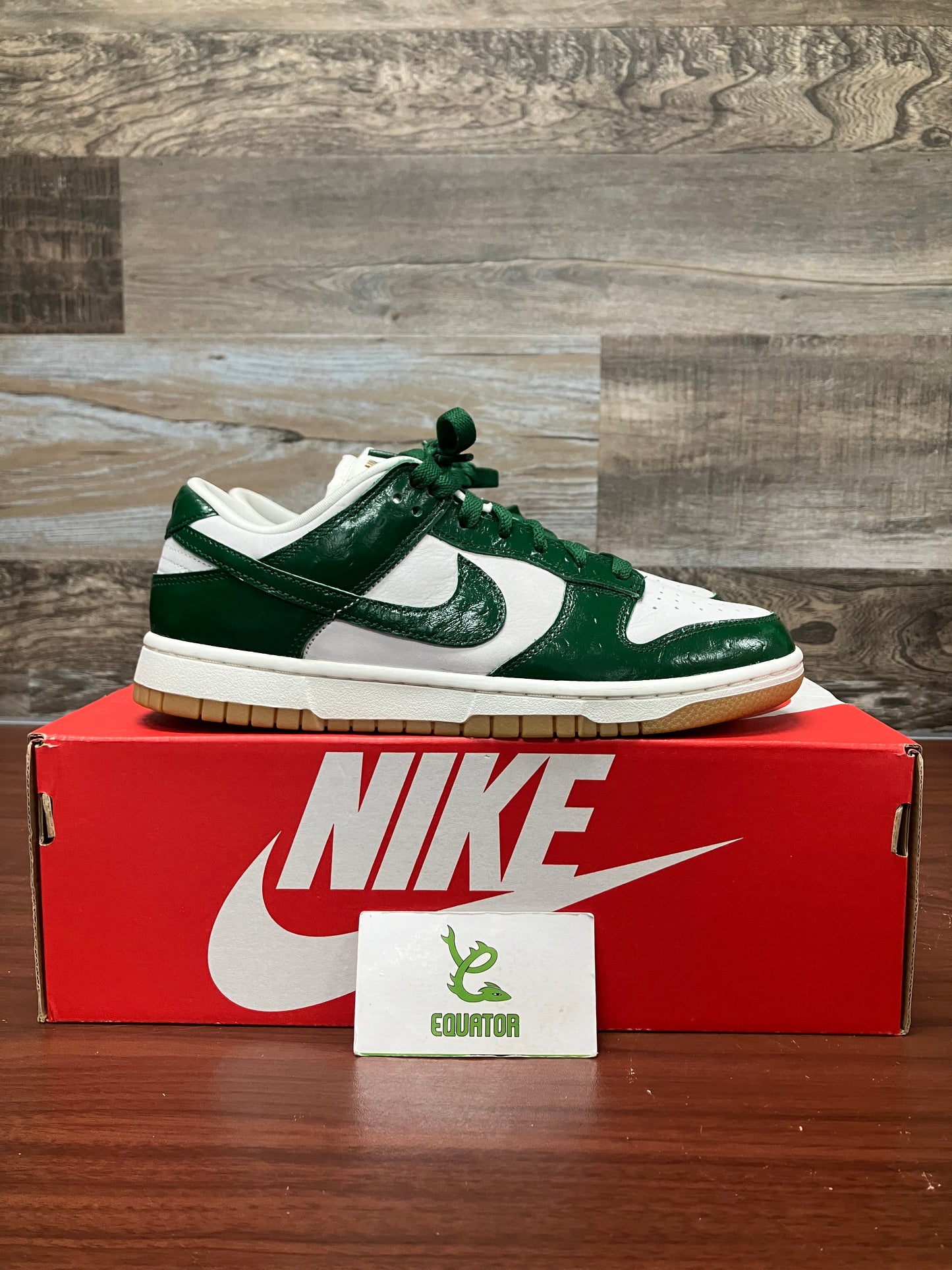 Nike Dunk Low LX Gorge Green Ostrich Size 8.5W/7M