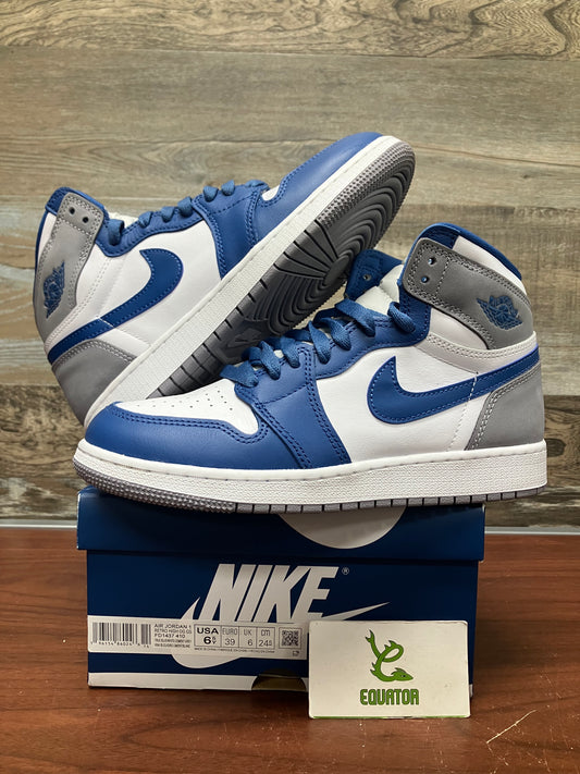 Jordan 1 Retro High OG True Blue GS Size 6.5Y