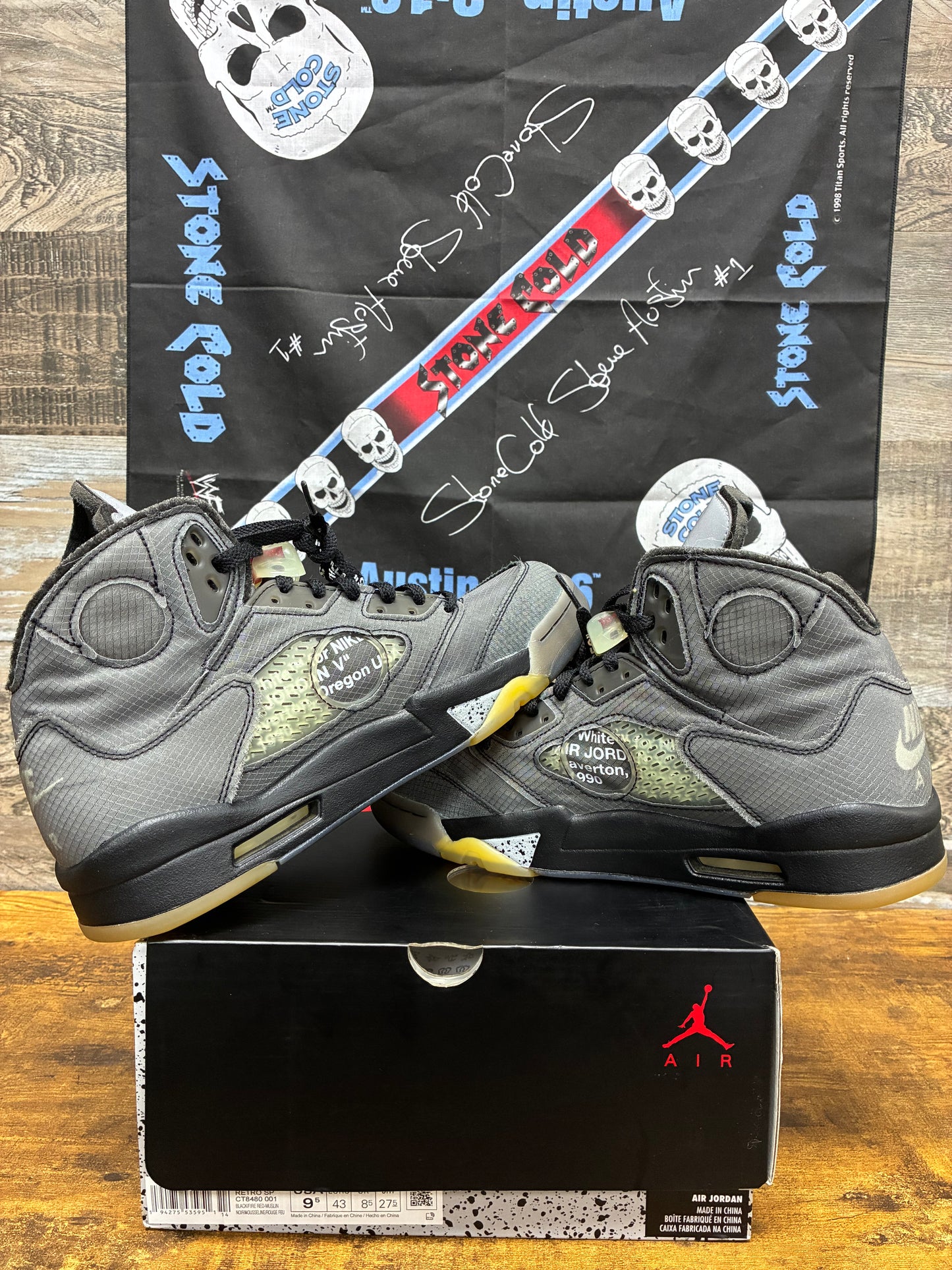 9.5 - Off-White Air Jordan 5 Muslin