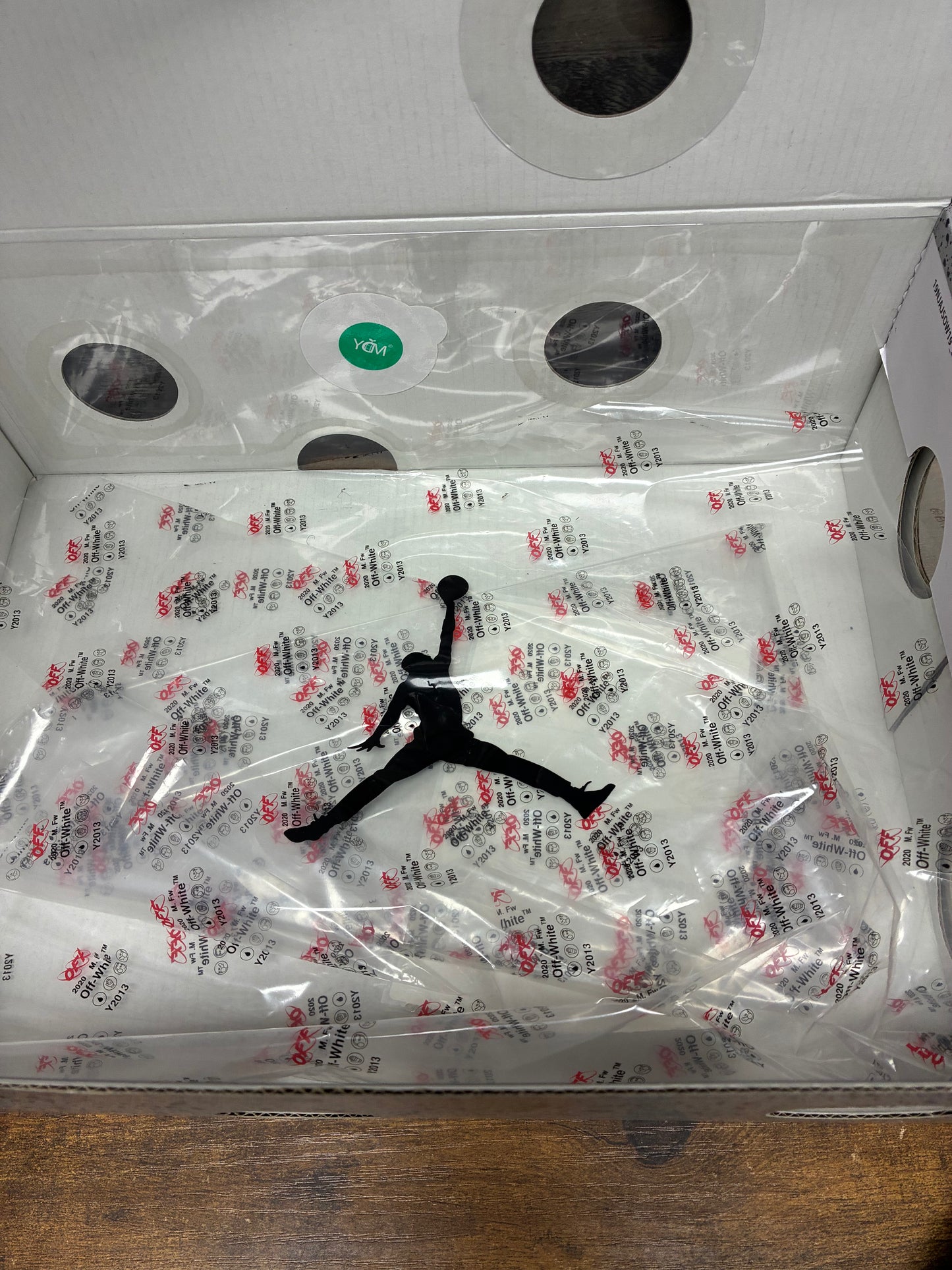 9.5 - Off-White Air Jordan 5 Muslin
