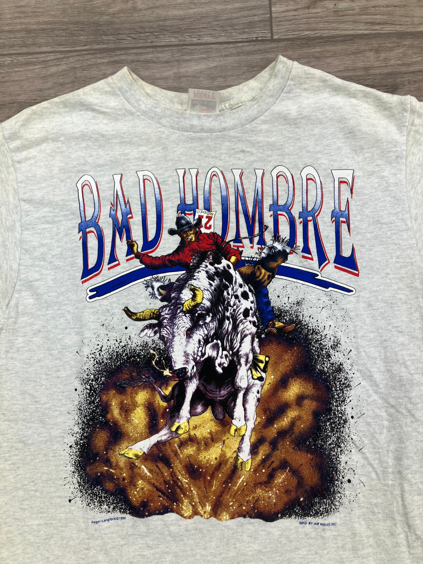 Vintage 1996 Bad Hombre Bull Riding Tee Size M