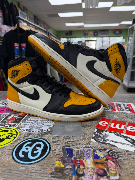 12 - Jordan 1 Retro High OG "Taxi" sneakers