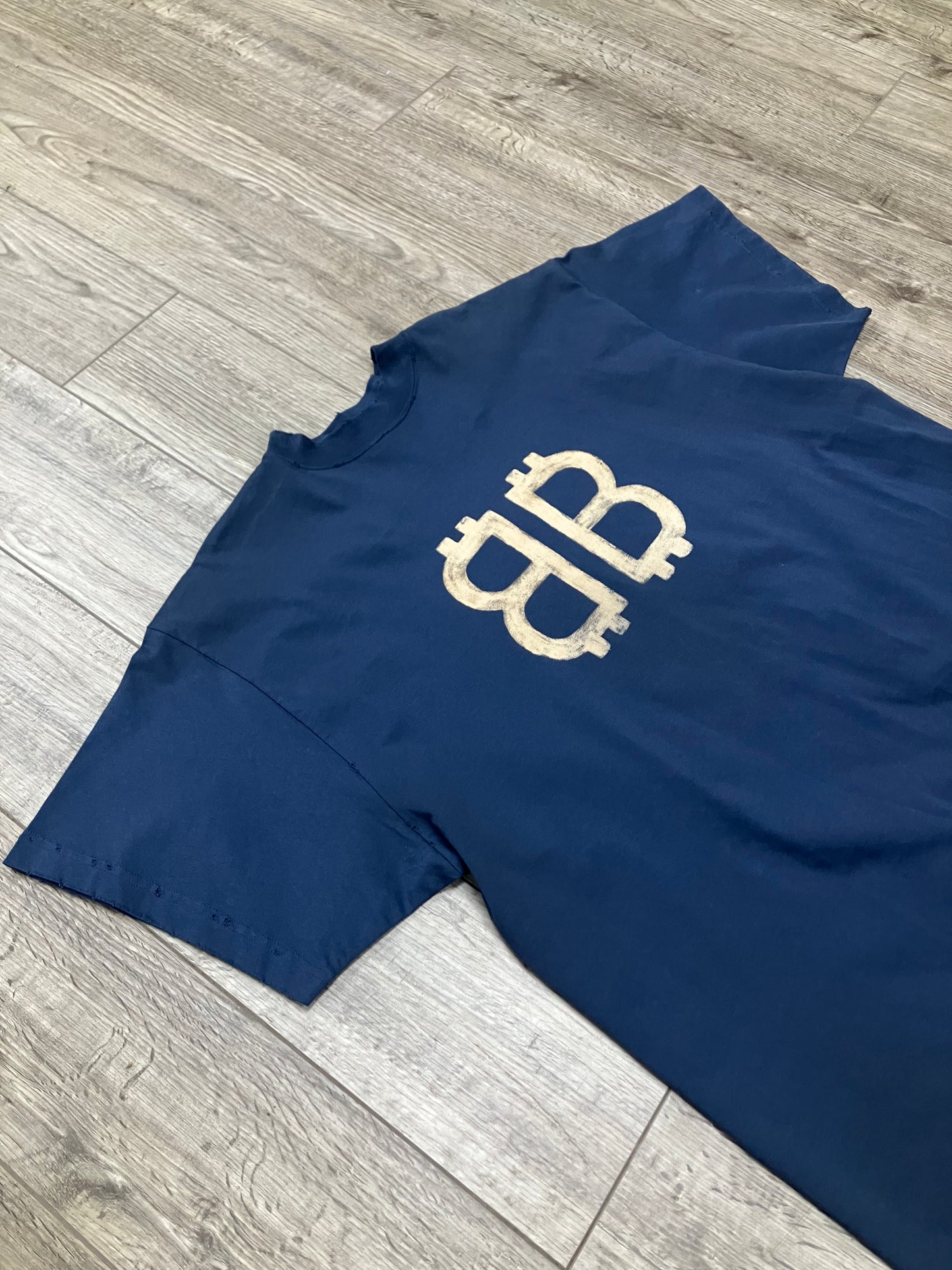 1-Balenciaga Crypto Logo Tee