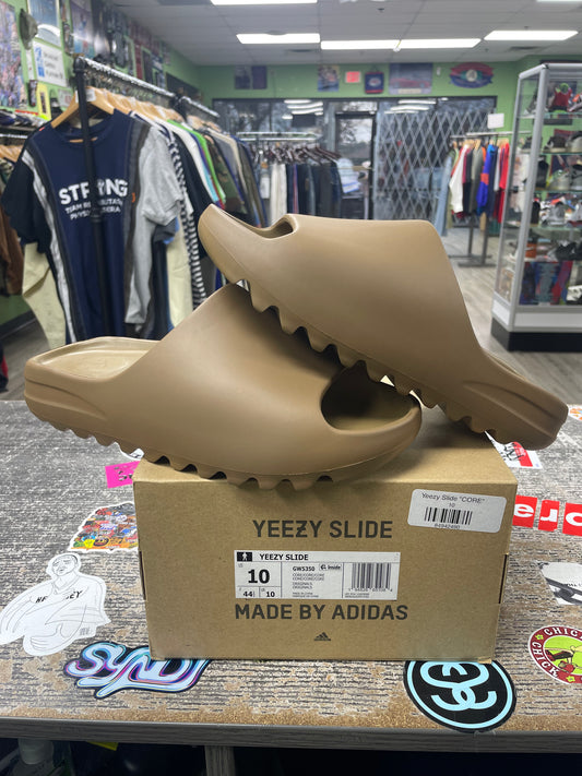10-Yeezy Slide Core