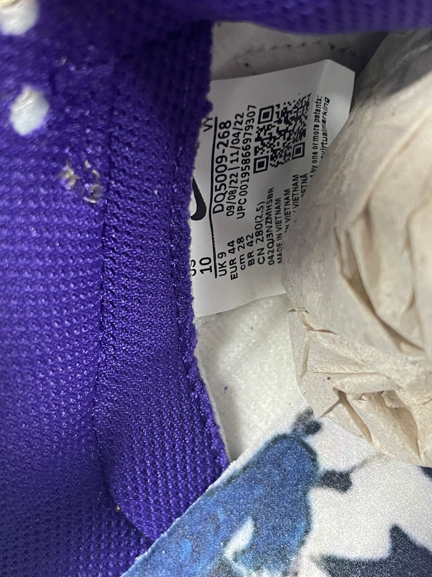 9 & 10 - Nike Dunk Low Premium Setsubun