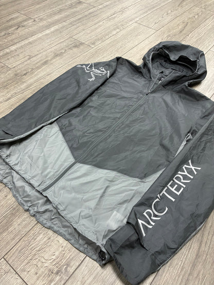 L- Arc’teryx Norvan Windshell Zip Up Jacket