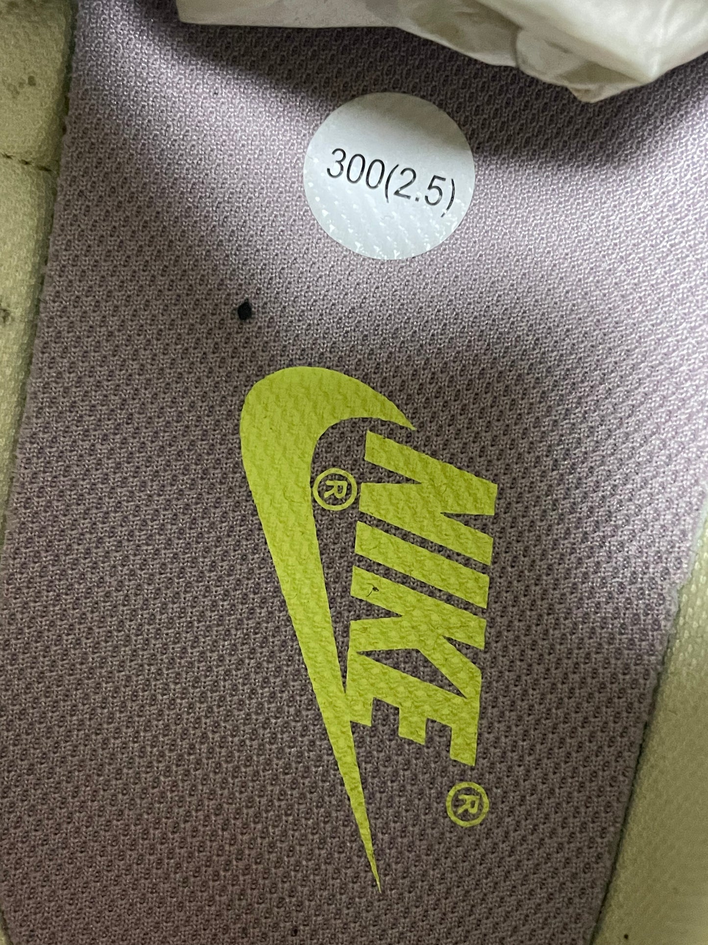 12-Nike Air Trainer 1 Utility SP Honeydew
