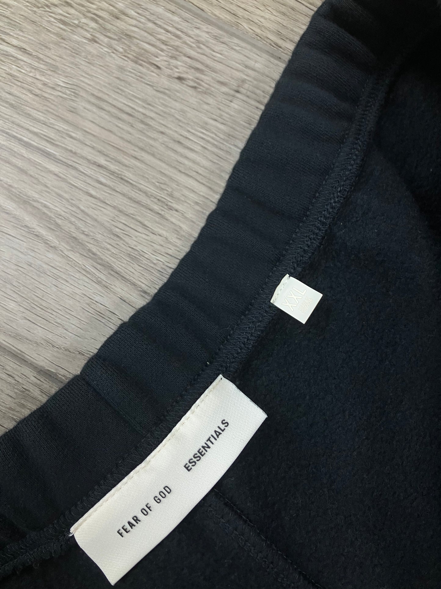 2XL-Fear Of God Essentials Black Shorts