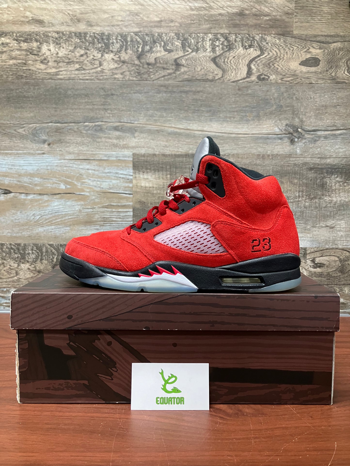 Jordan 5 Retro Raging Bulls Size 11