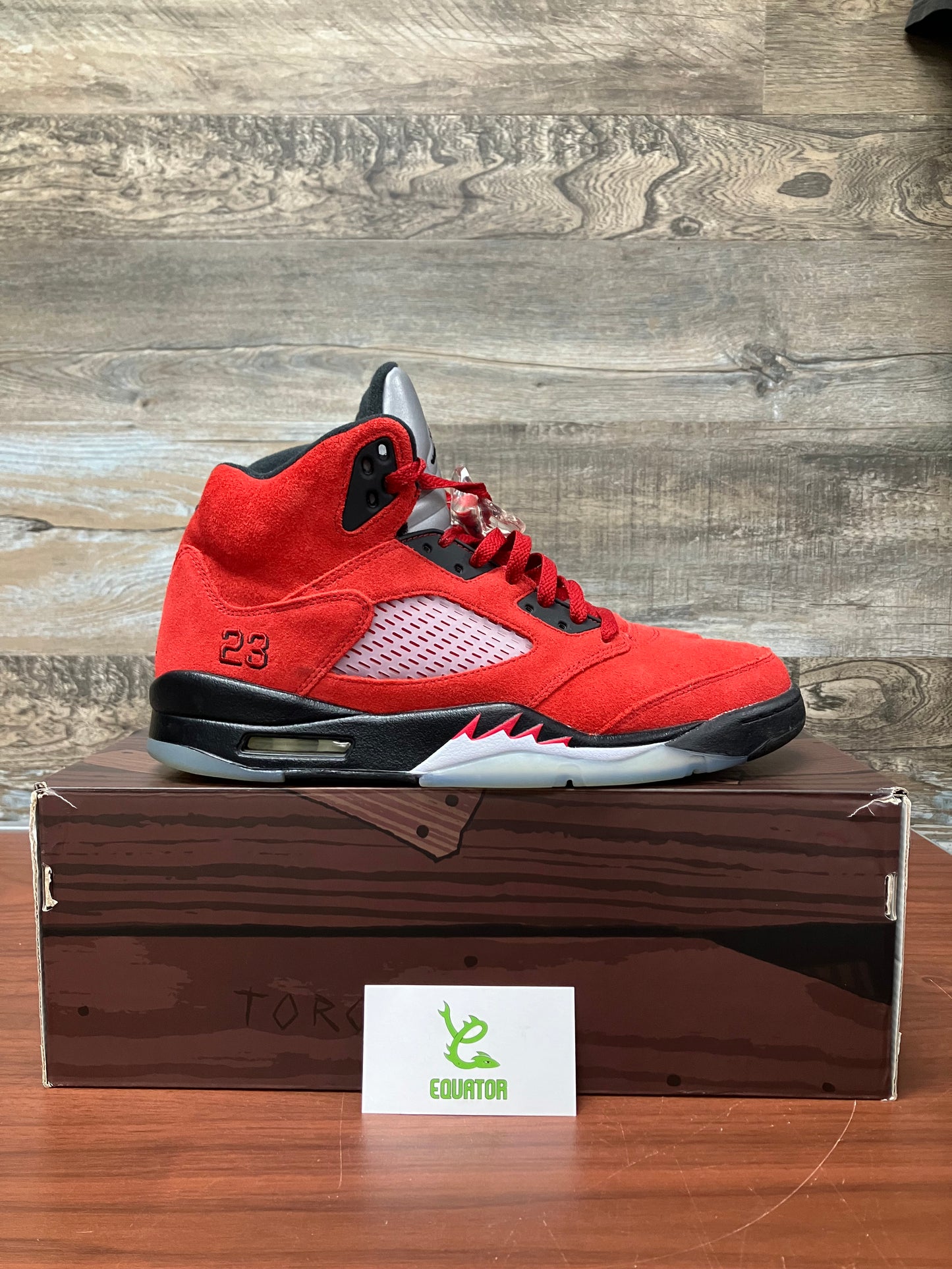 Jordan 5 Retro Raging Bulls Size 11