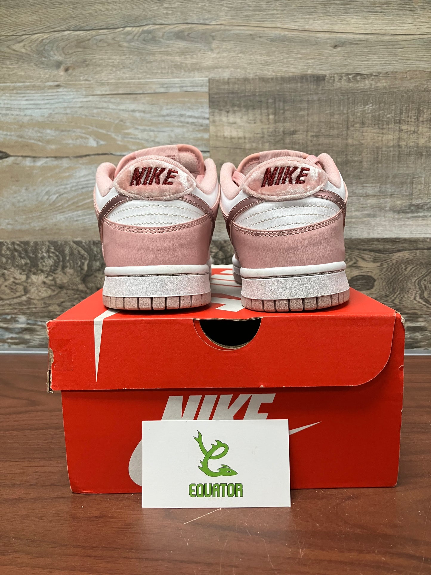 Nike Dunk Low Pink Velvet GS Size 5.5Y