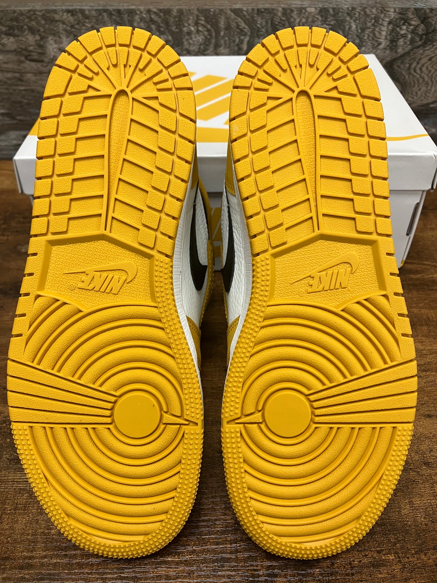 5.5Y-Air Jordan 1 High yellow ochre