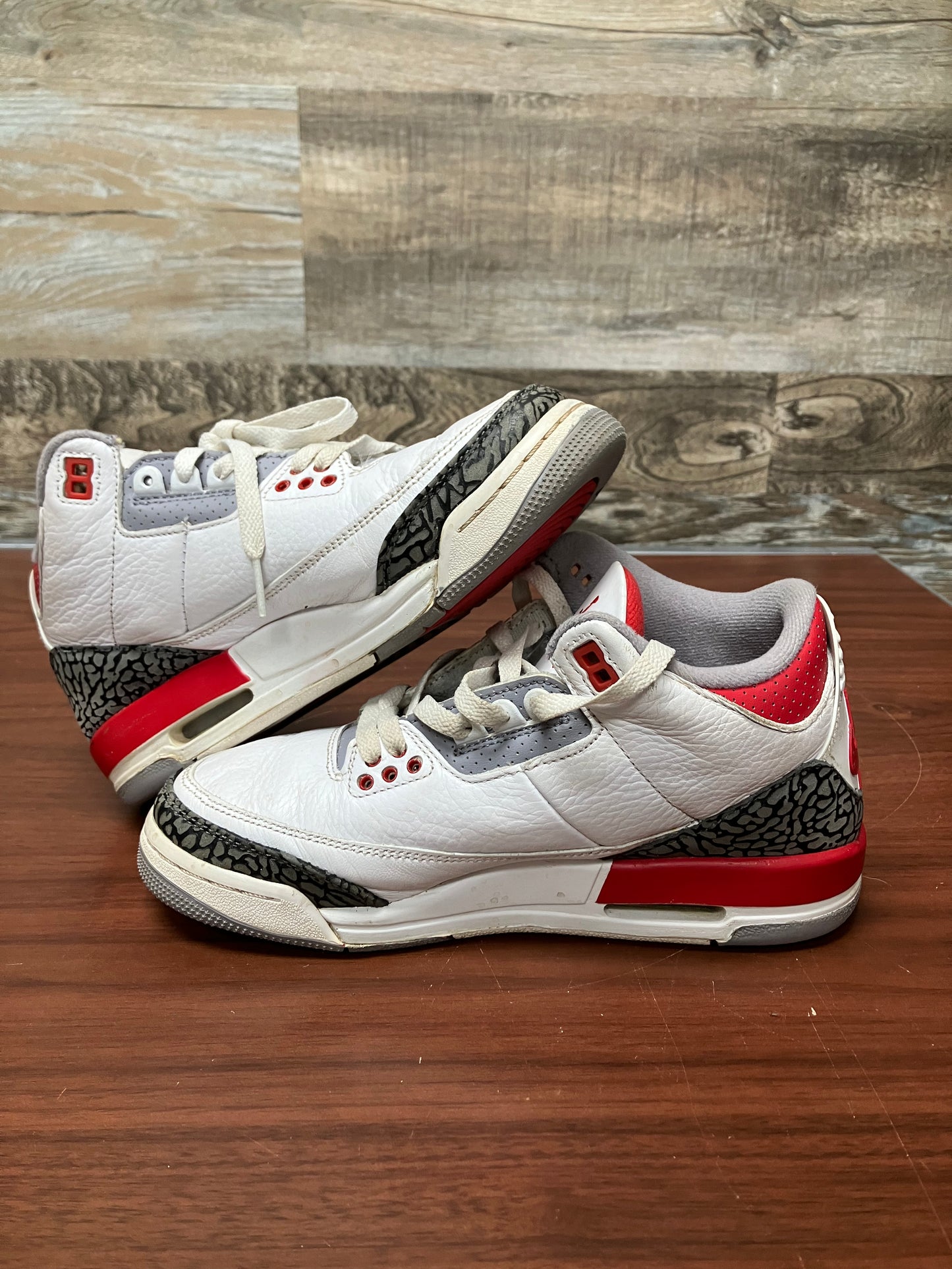 Air Jordan 3 Fire Red 6.5 Y