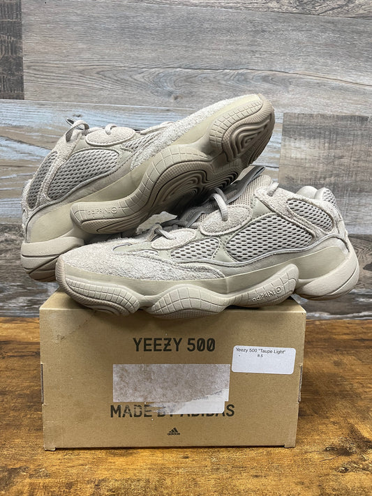 Yeezy 500 Taupe Light Size 8.5