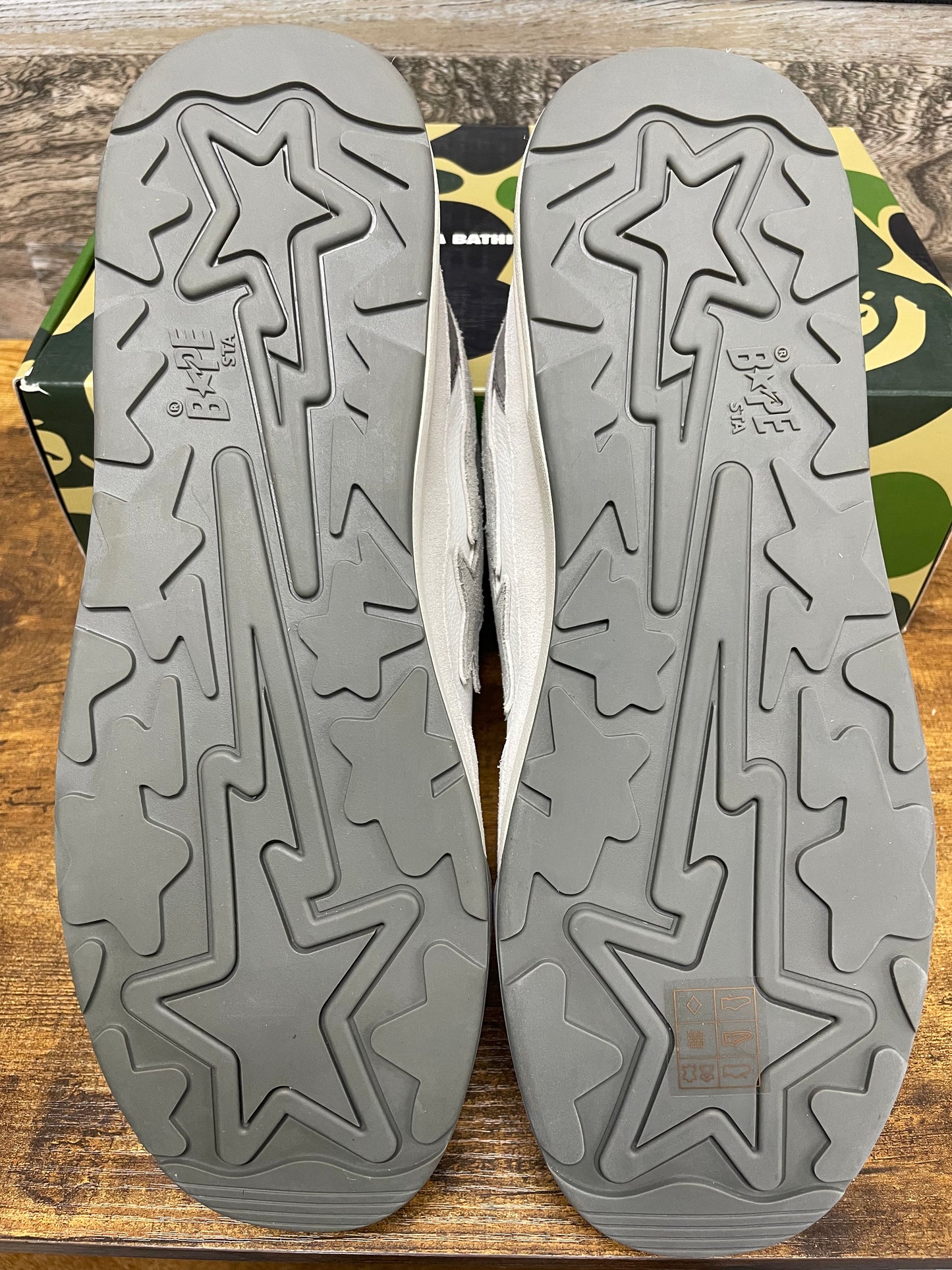 13-Bape ROADSTA #3 Gray/White Suede