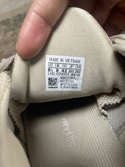 Yeezy 500 Taupe Light Size 8.5