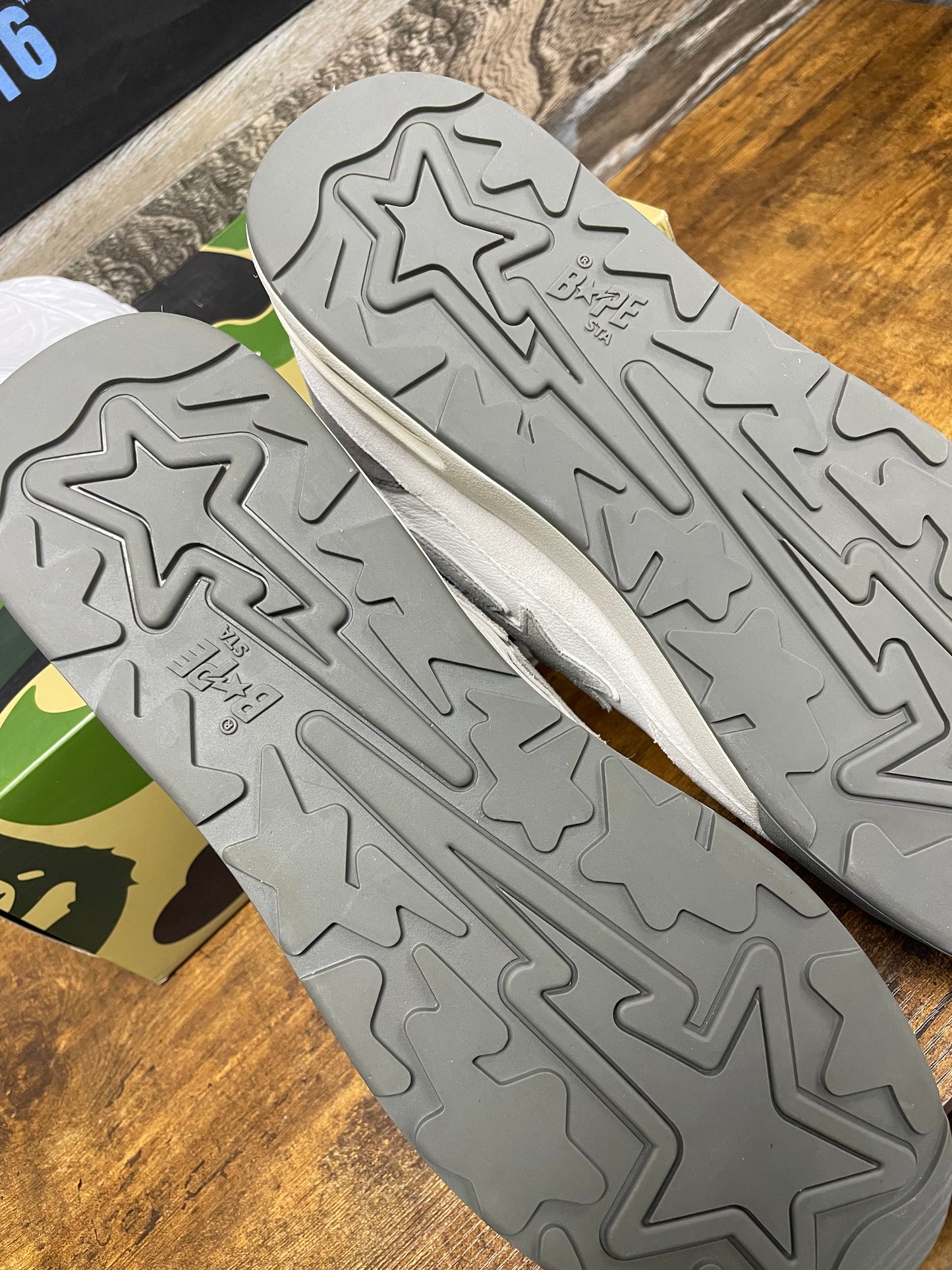 13-Bape ROADSTA #3 Gray/White Suede