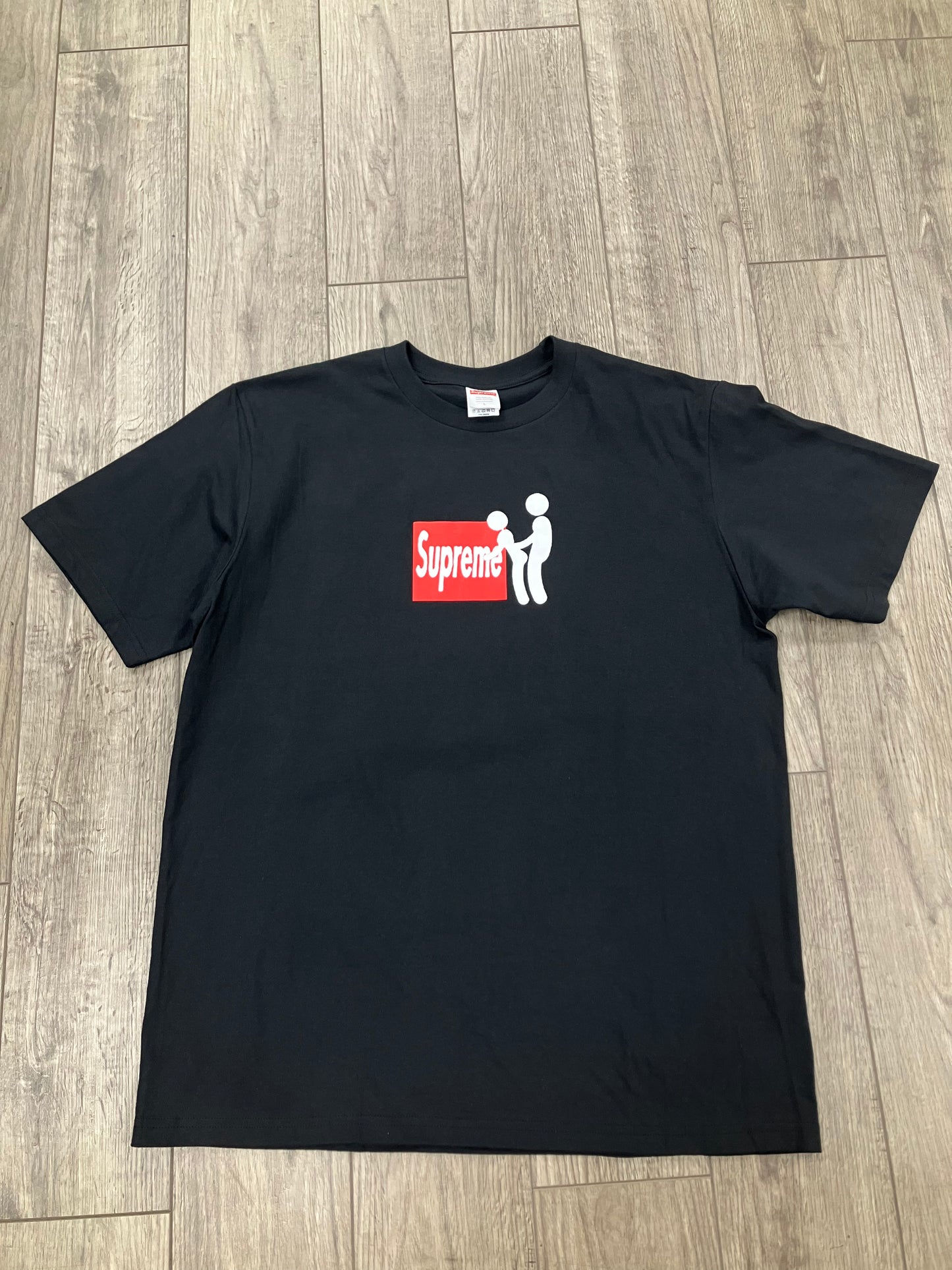 L-Supreme Sticks Tee
