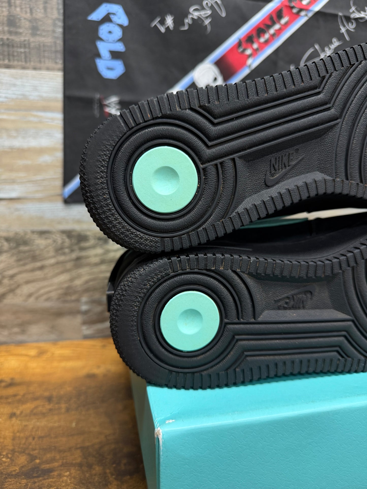 11-Nike Air Force 1 Low Tiffany & Co. 1837