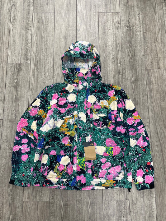 M-Supreme The North Face Trekking Convertible Jacket