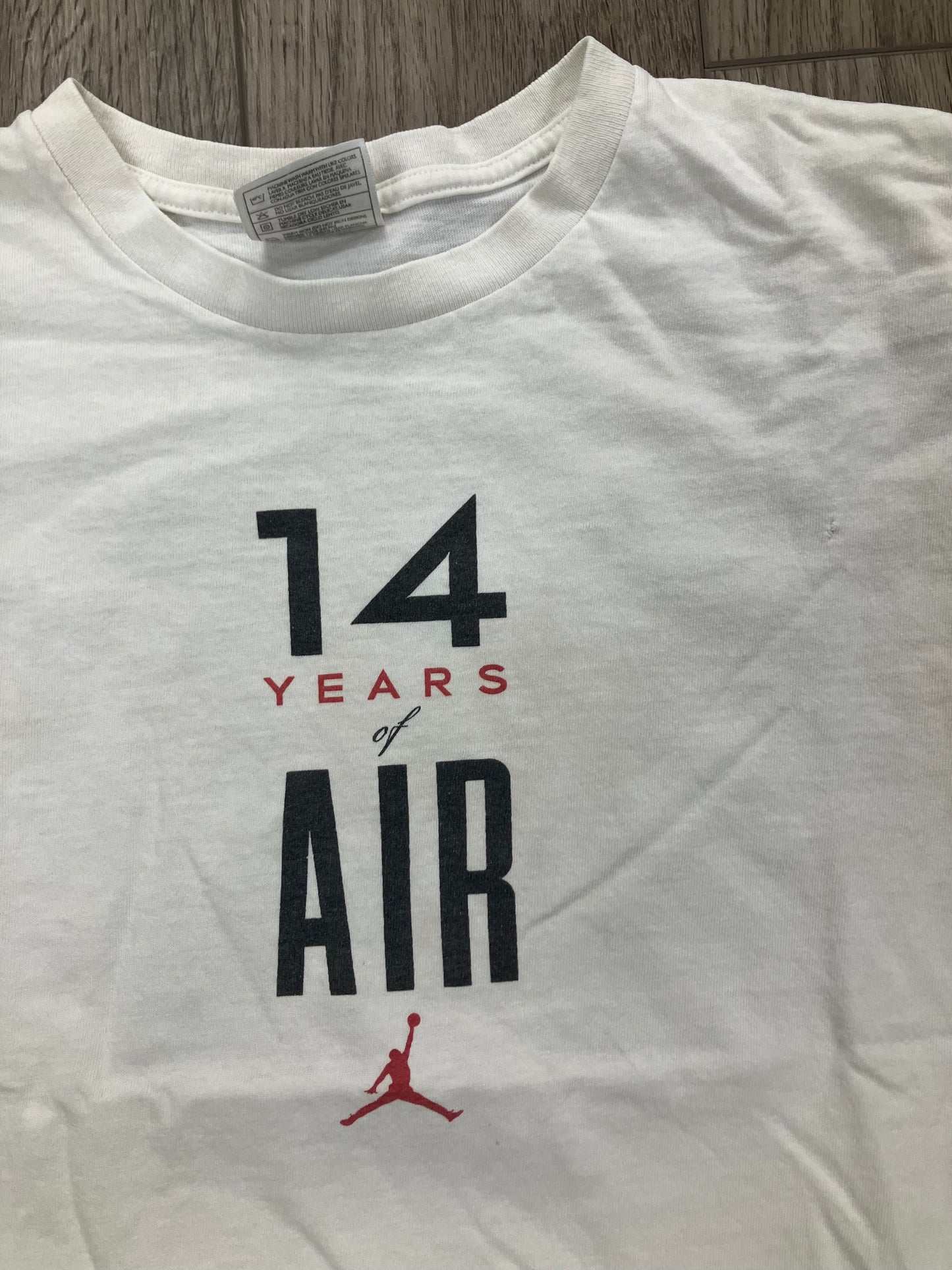 Vintage Nike 14 Years of Air Tee Size Kids XL