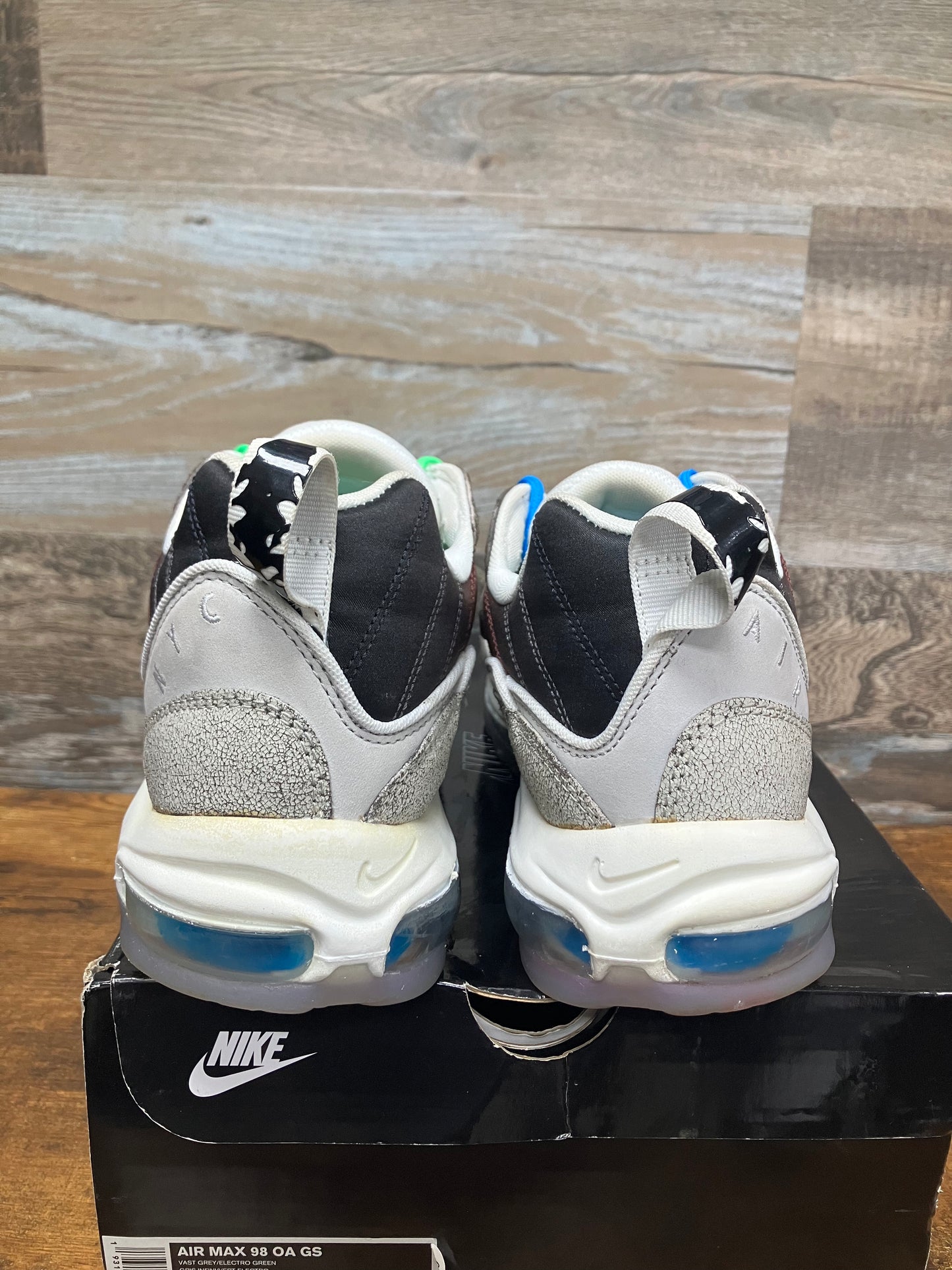 12-Air Max 98 On Air NYC La Mezcla