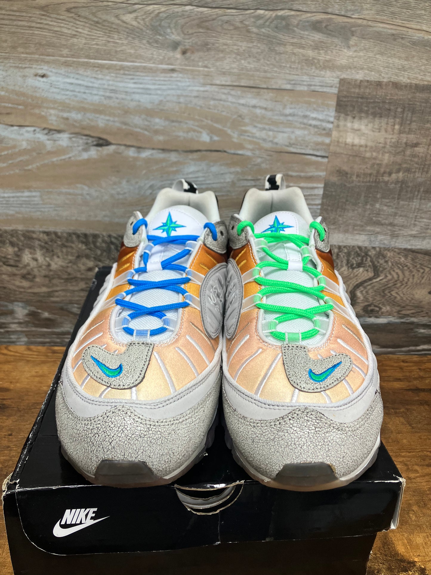 12-Air Max 98 On Air NYC La Mezcla