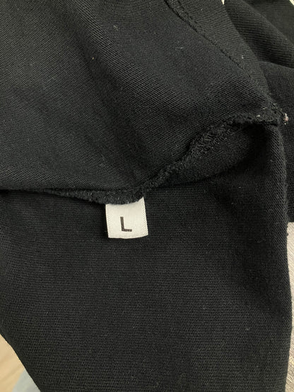 L-2Hollis Tour Merch Tee