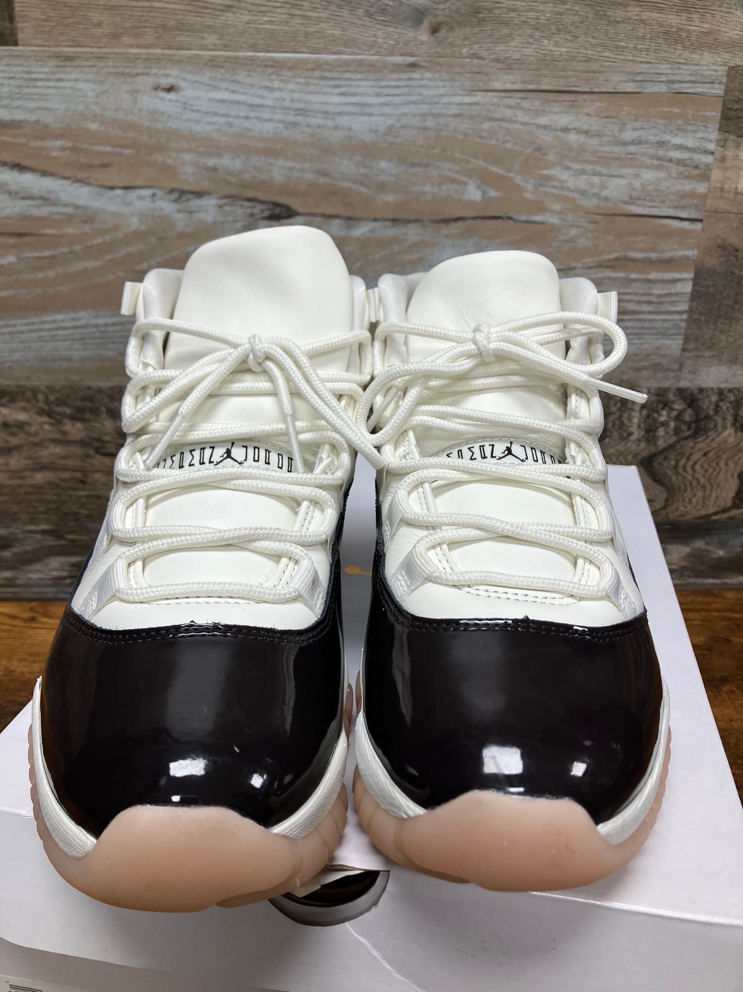 8.5-Air Jordan 11 Neapolitan