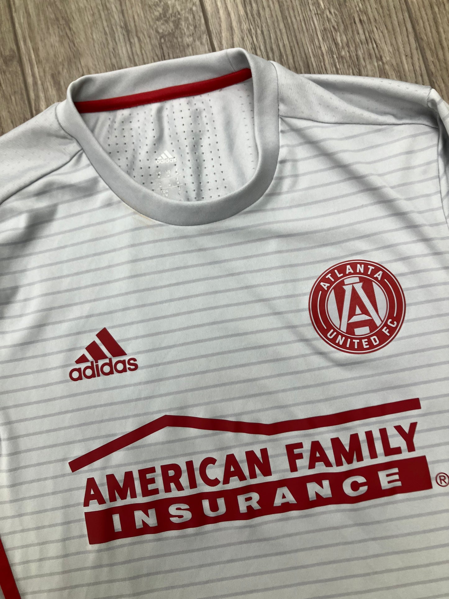 Atlanta United Grey Jersey Size M