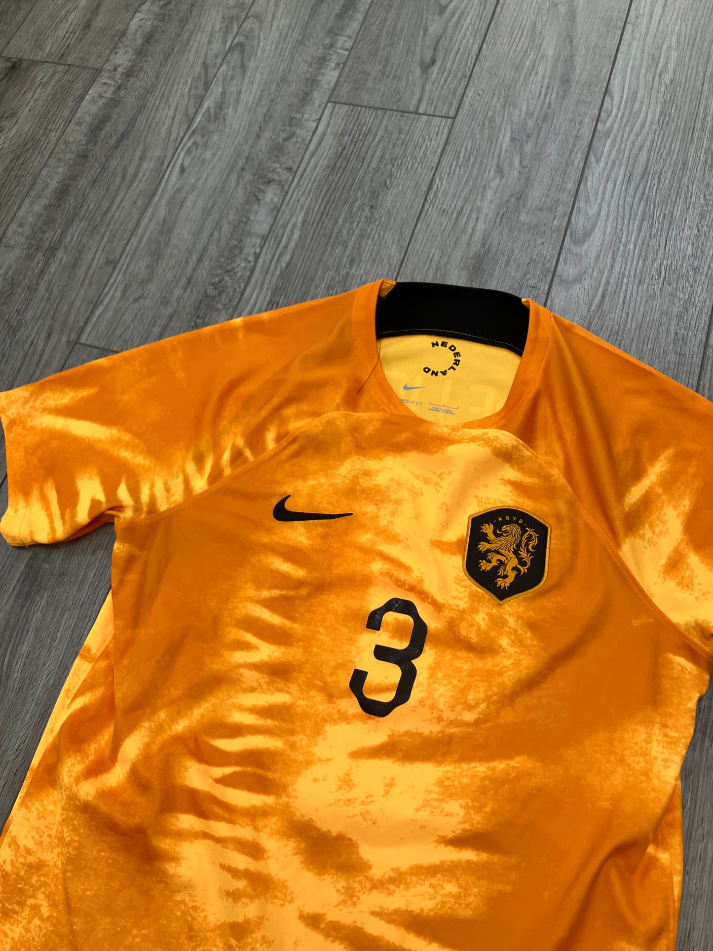 L-Nike Netherlands De Light Home Jersey