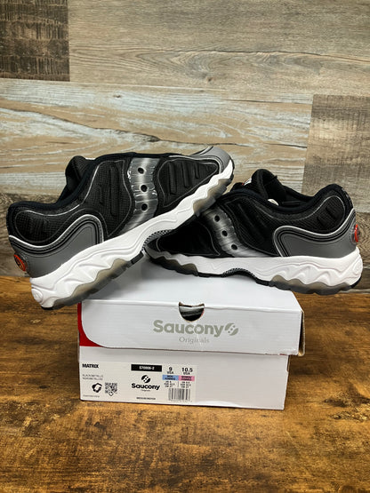 9-Saucony Matrix Black Metallic