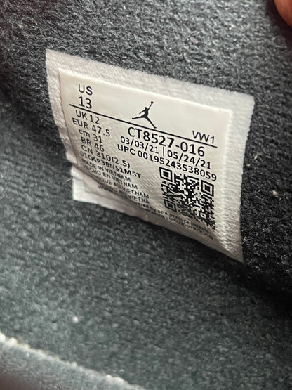 13- Air Jordan 4 Red Thunder