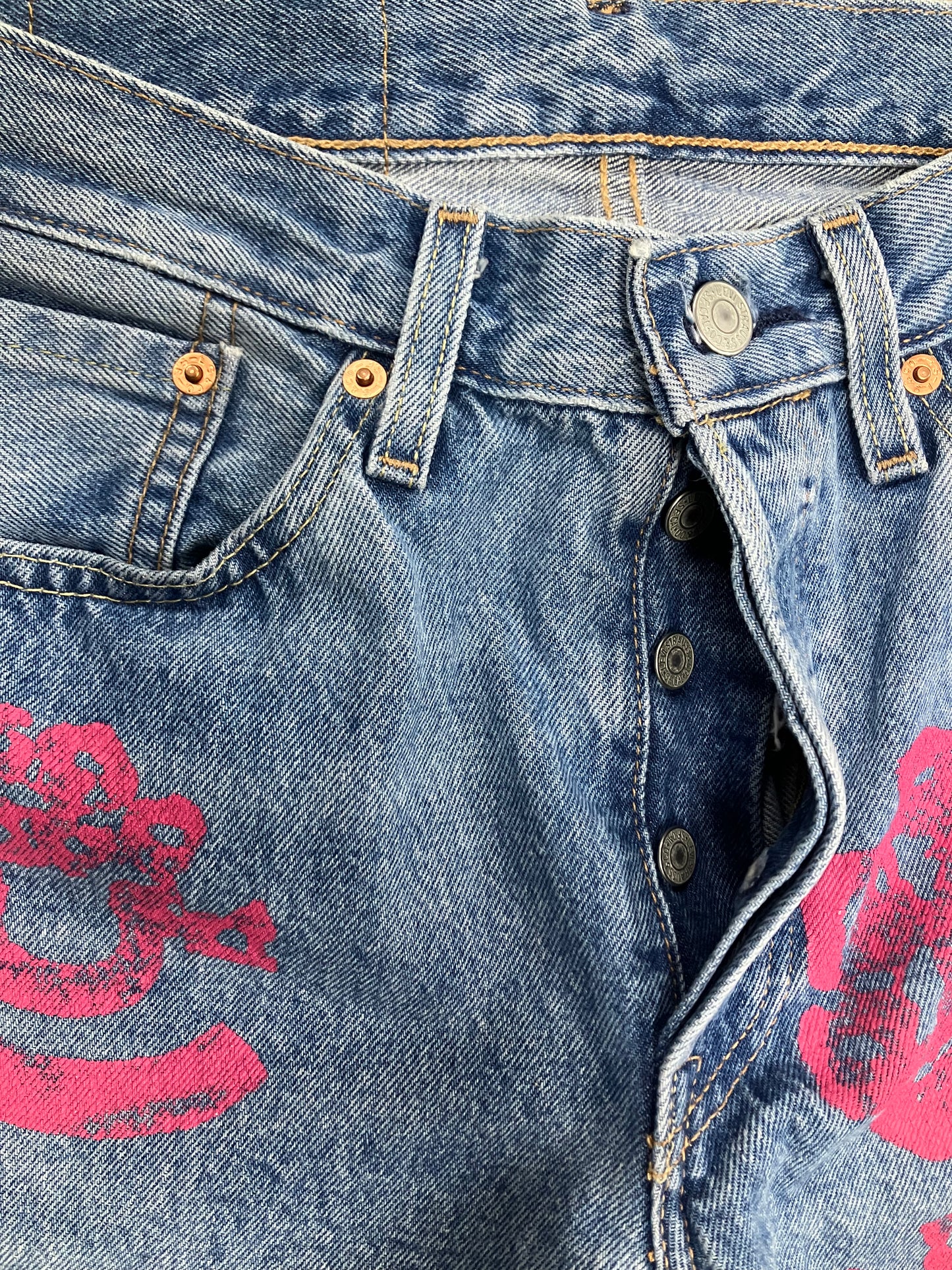 30-Levi’s Denim Tears Bstroy 501 jeans