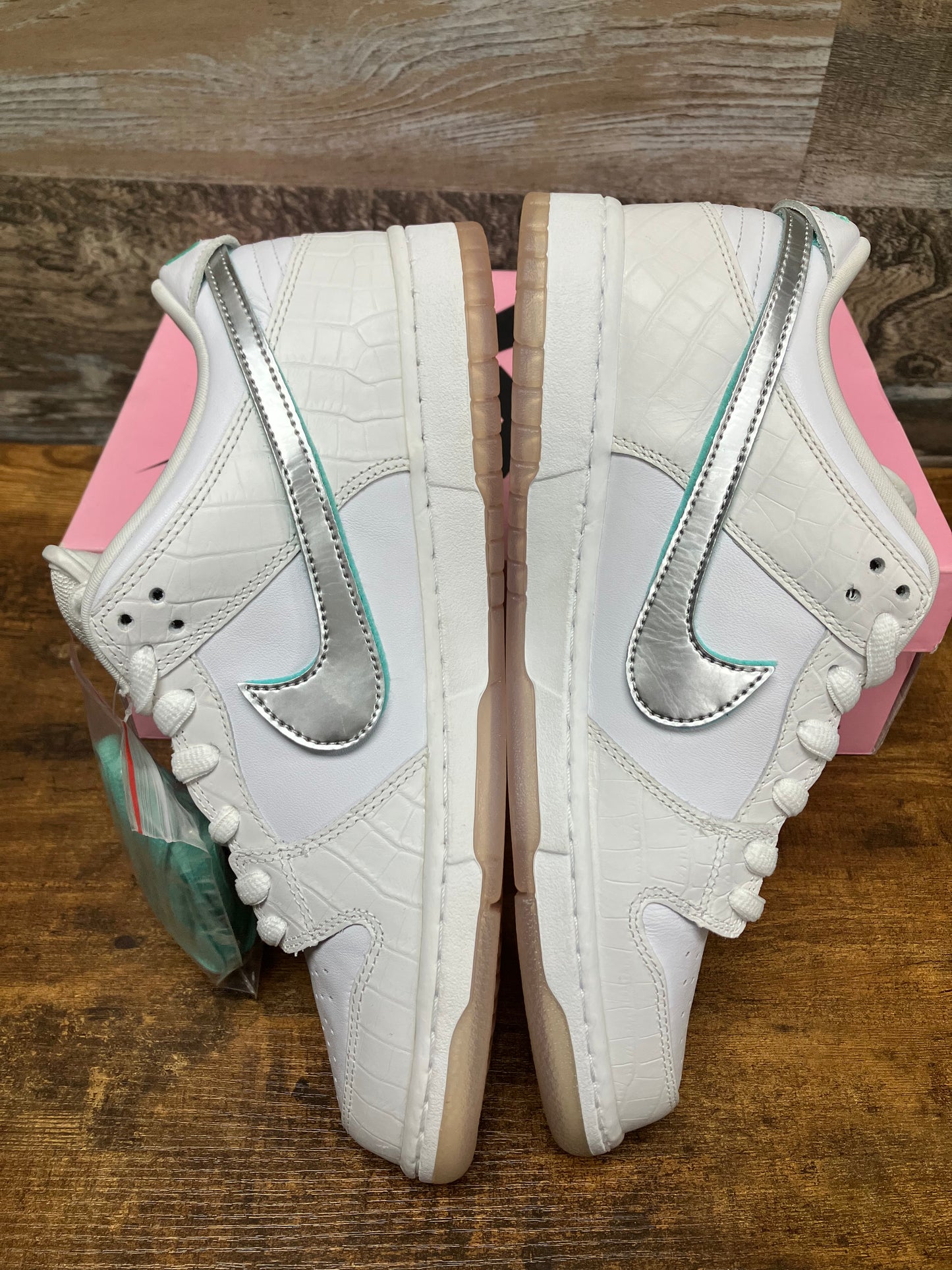 10.5-Nike SB Dunk Pro Low White Diamond Supply
