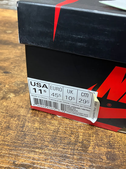 Jordan 1 Retro High OG Bred Toe Size 11.5