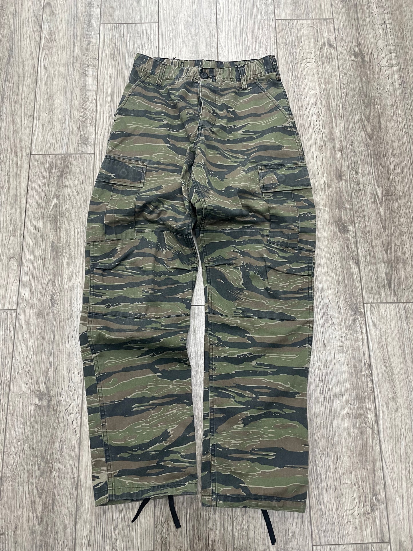 29-Military Tiger Camo Cargo Pants
