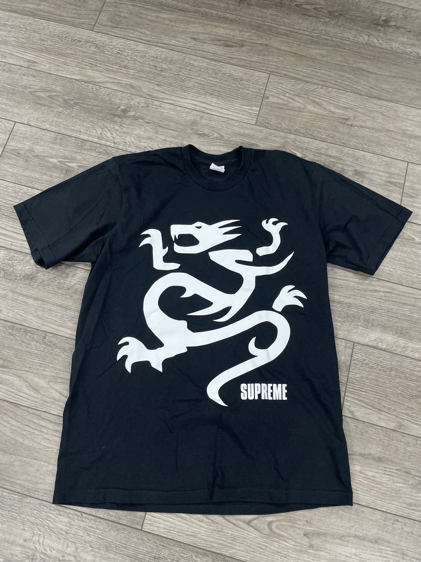 L - Supreme Mobb Deep Dragon Black Tee