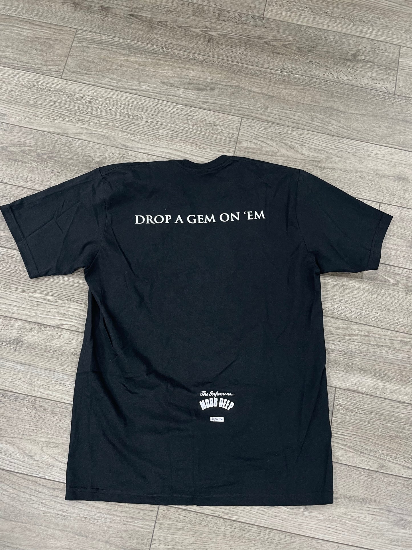 L - Supreme Mobb Deep Dragon Black Tee