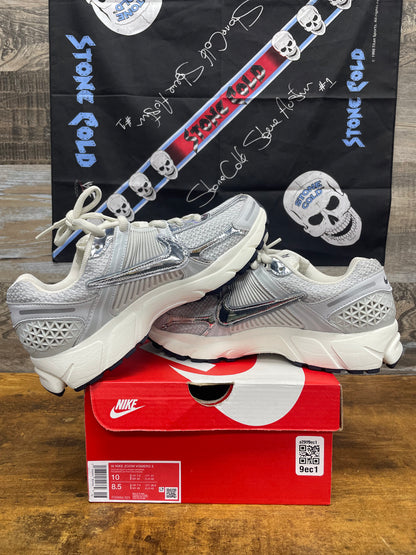 10W - Nike Air Zoom Vomero 5 Photon Dust Metallic Silver W